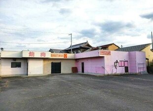 下高岡テナントの物件外観写真